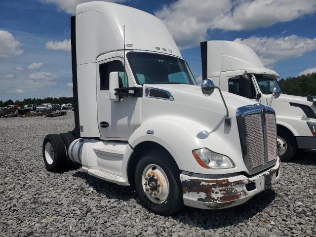  Salvage Kenworth T680