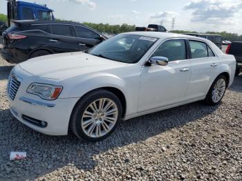  Salvage Chrysler 300