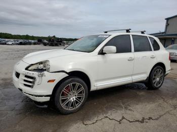  Salvage Porsche Cayenne