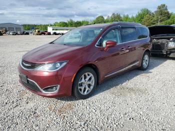  Salvage Chrysler Pacifica