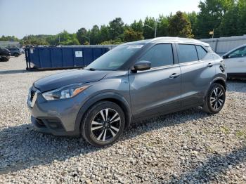  Salvage Nissan Kicks