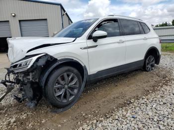  Salvage Volkswagen Tiguan