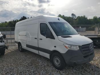  Salvage Mercedes-Benz Sprinter