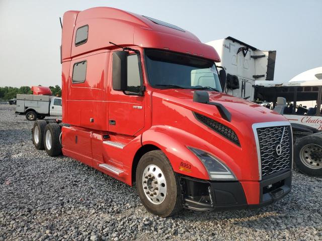  Salvage Volvo Vn