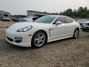  Salvage Porsche Panamera