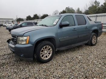  Salvage Chevrolet Avalanche