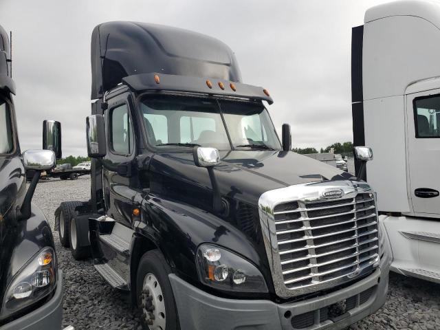  Salvage Freightliner Cascadia