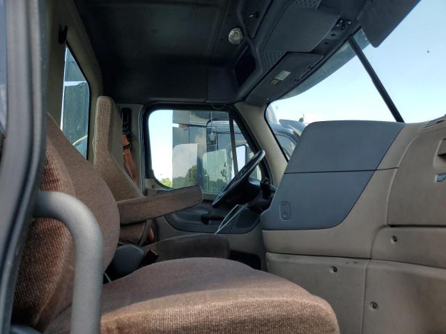 Freightliner Cascadia 1 Image 6