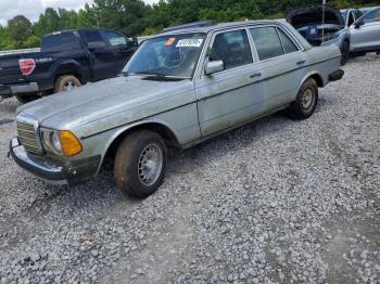  Salvage Mercedes-Benz 300-Class