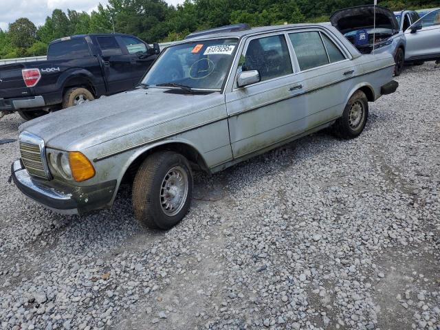  Salvage Mercedes-Benz 300-Class