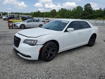  Salvage Chrysler 300