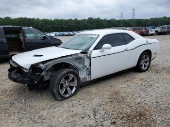  Salvage Dodge Challenger