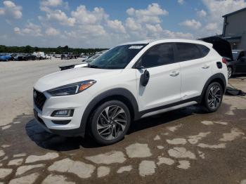  Salvage Hyundai TUCSON