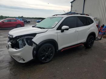  Salvage Subaru Forester