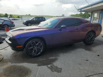  Salvage Dodge Challenger