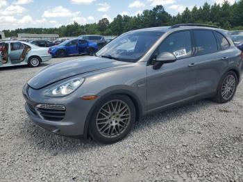  Salvage Porsche Cayenne