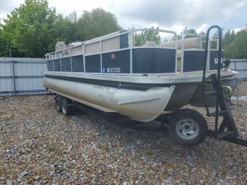  Salvage Tracker Boat