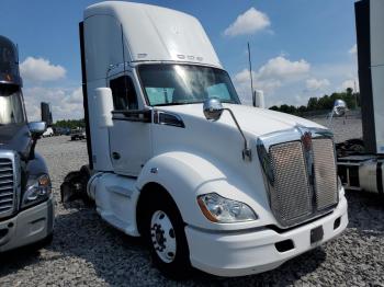  Salvage Kenworth T680