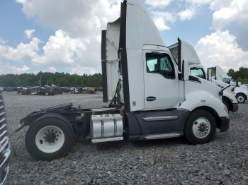  Salvage Kenworth T680