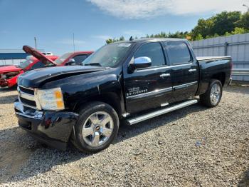  Salvage Chevrolet Silverado C1500 Lt