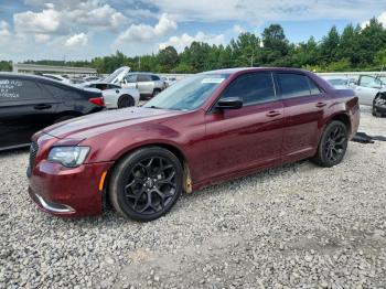  Salvage Chrysler 300