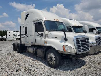  Salvage Freightliner Cascadia 125
