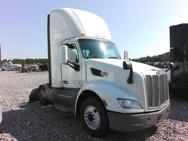  Salvage Peterbilt Tractor 579