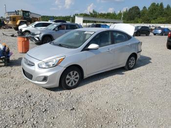  Salvage Hyundai ACCENT