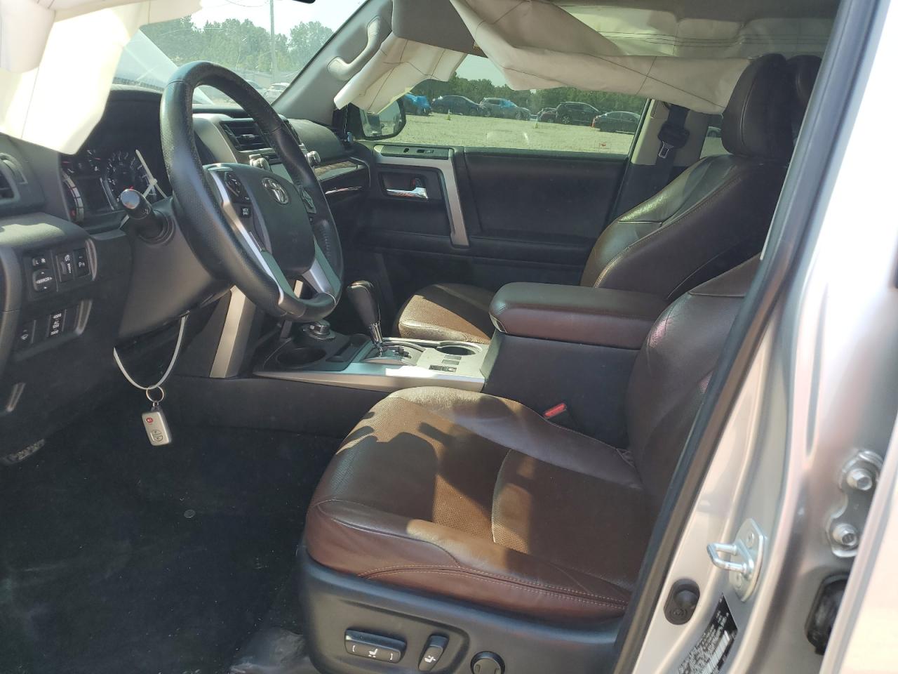 Toyota 4Runner Sr5/sr5 Premium Image 3