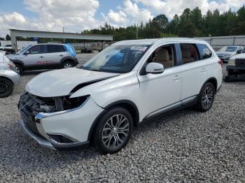  Salvage Mitsubishi Outlander
