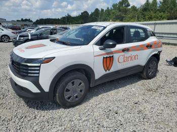  Salvage Nissan Kicks