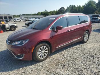  Salvage Chrysler Pacifica