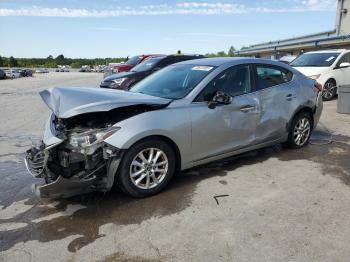  Salvage Mazda 3