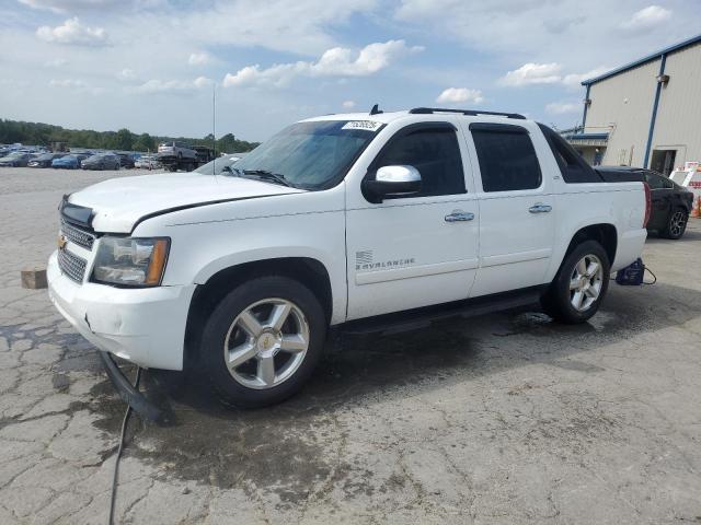  Salvage Chevrolet Avalanche