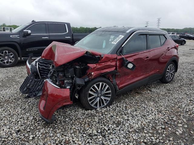  Salvage Nissan Kicks