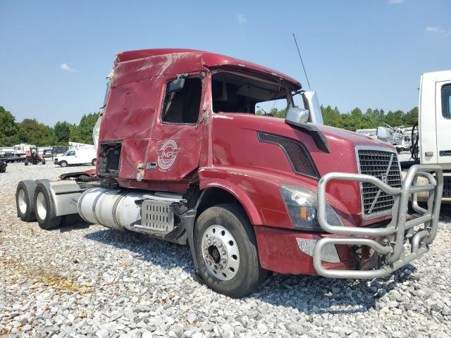  Salvage Volvo Vnl