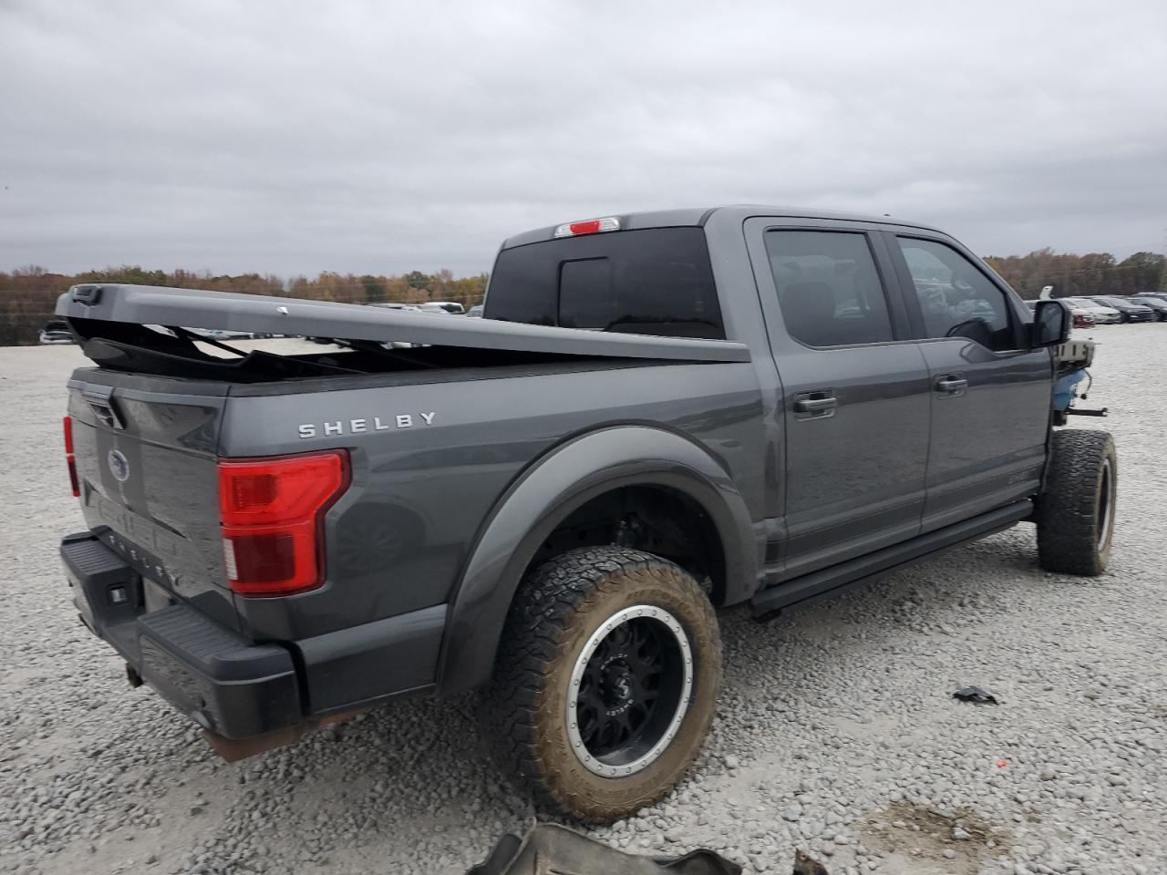 Ford F-150 Supercrew Image 9