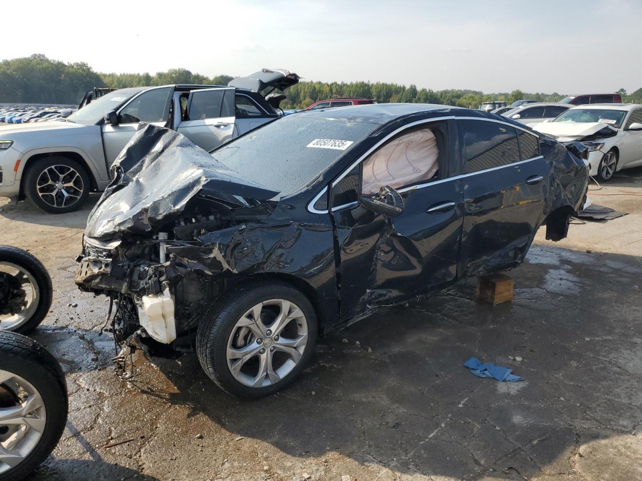 Chevrolet Cruze Premier Image 1