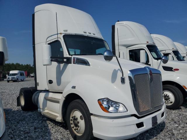  Salvage Kenworth T680