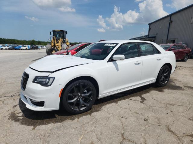  Salvage Chrysler 300