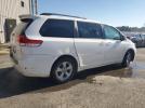 Toyota Sienna Le Image 12