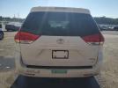 Toyota Sienna Le Image 9