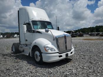  Salvage Kenworth T680