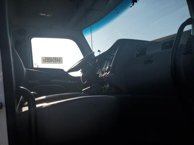 Kenworth Constructi T680 Image 8