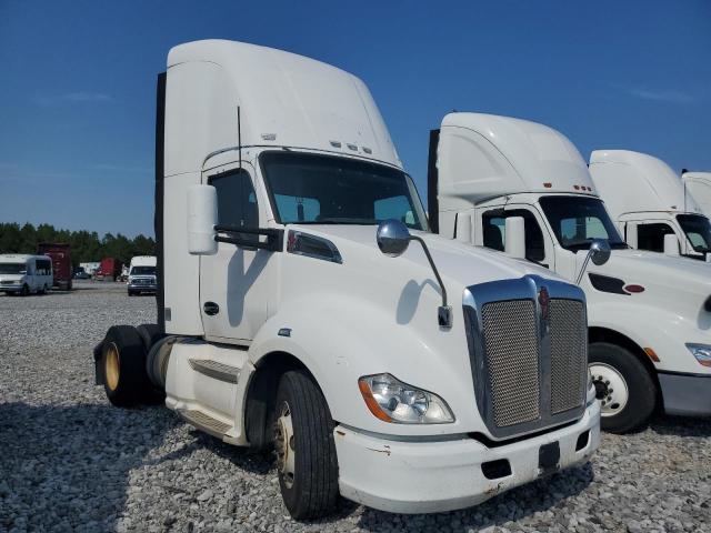  Salvage Kenworth T680