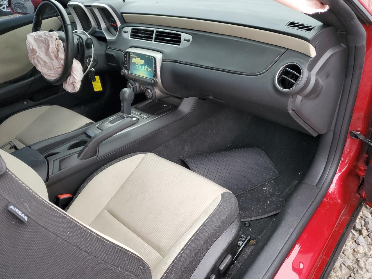 Chevrolet Camaro Lt Image 8