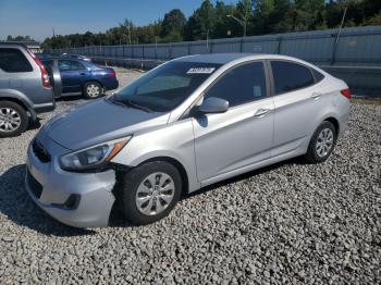  Salvage Hyundai ACCENT