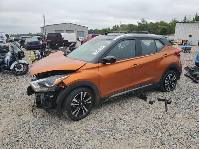  Salvage Nissan Kicks