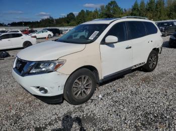  Salvage Nissan Pathfinder