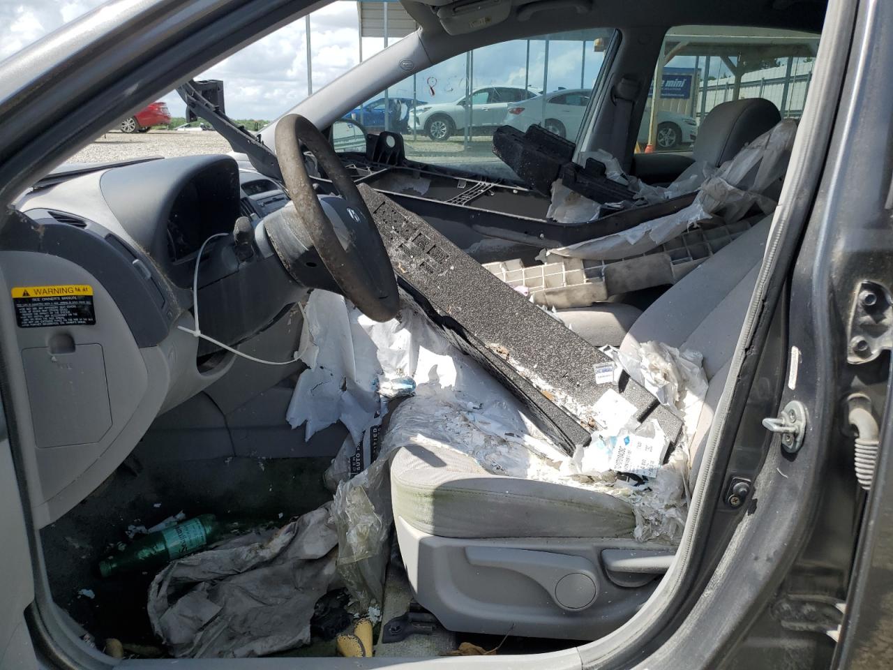 Hyundai ELANTRA Gls Image 11